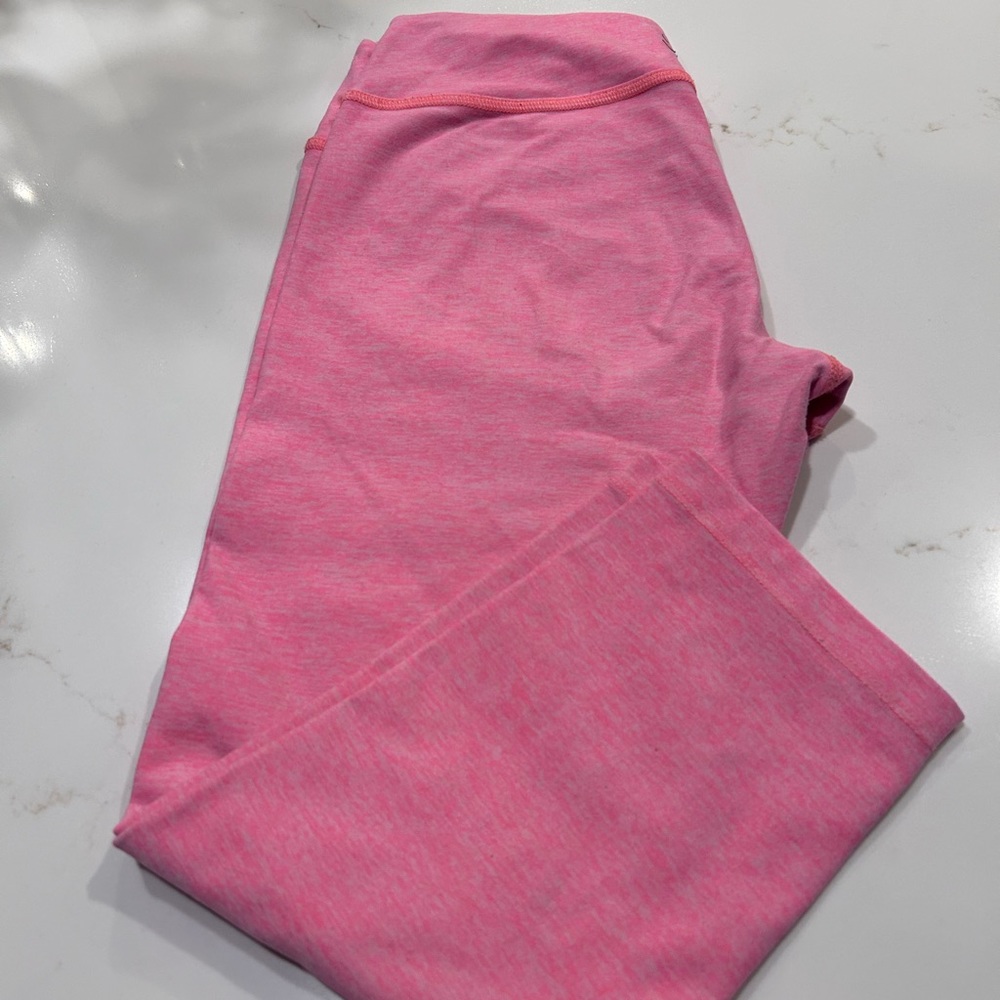 Beyond Yoga size S cropped leggings